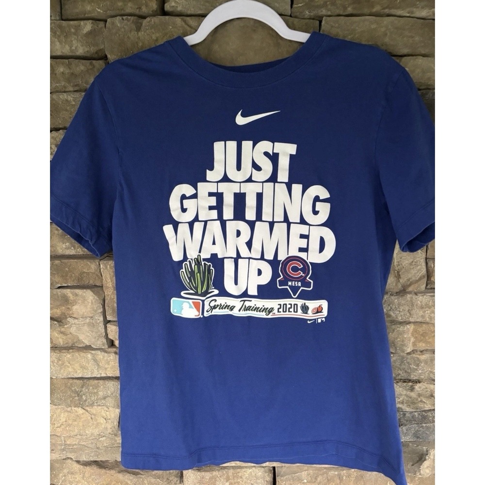 Chicago Cubs Just‎ Getting Warmed Up Spring Training Tshirt Small